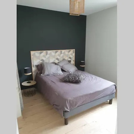 Gl 18 A 100m De La Holiday home *
